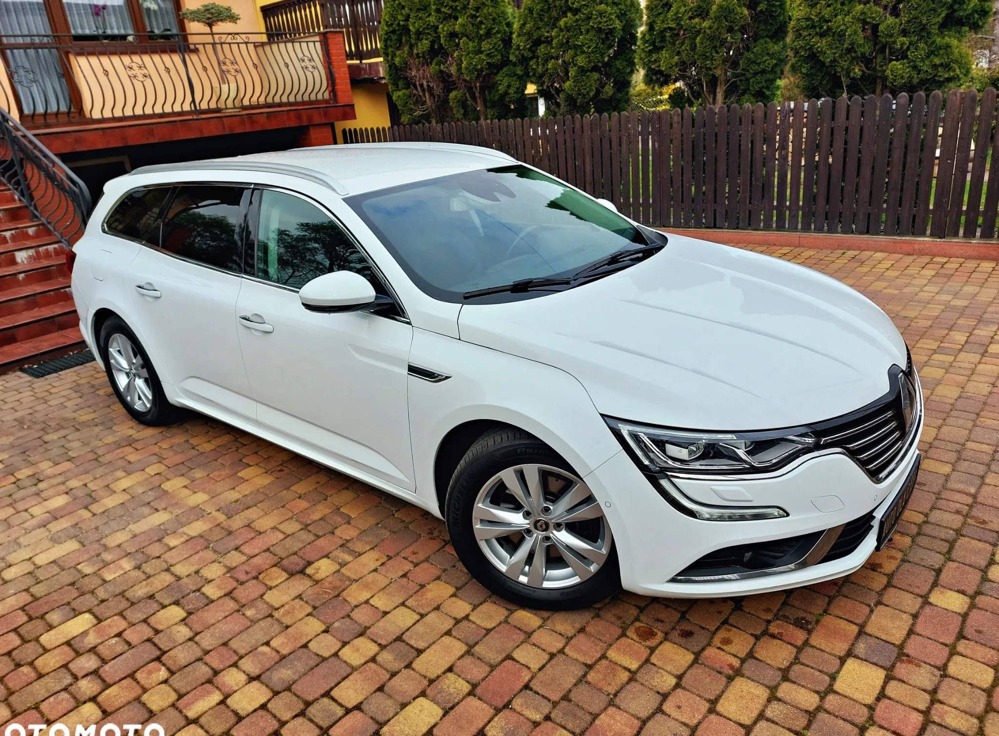 Renault Talisman cena 69900 przebieg: 166000, rok produkcji 2019 z Zawiercie małe 781